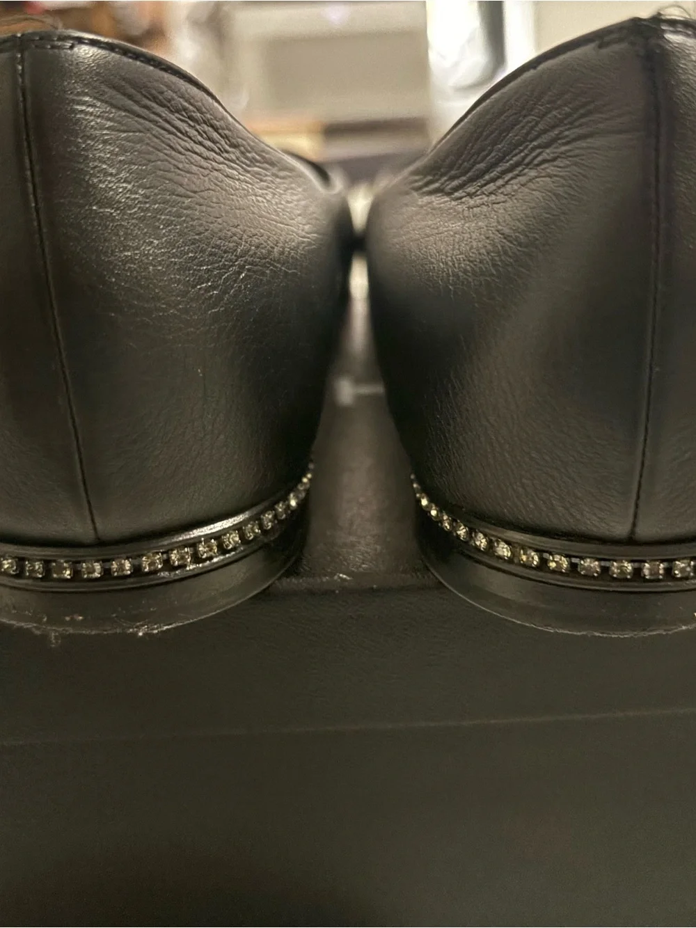 CHANEL Black Leather Ballet Flats with Patent Cap Toe